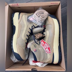 Men’s Vans Ultrarange Exo - Size 10